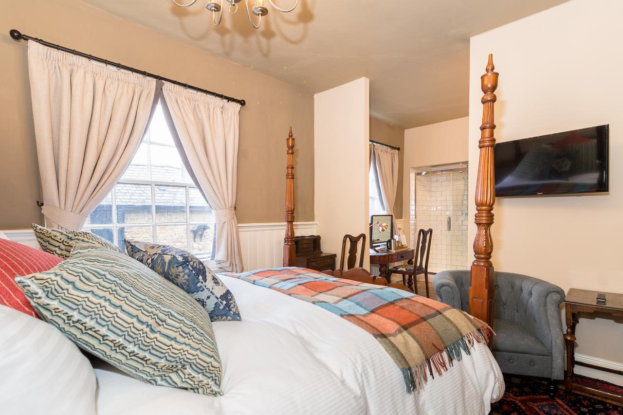 The Bull Hotel Olney Екстериор снимка