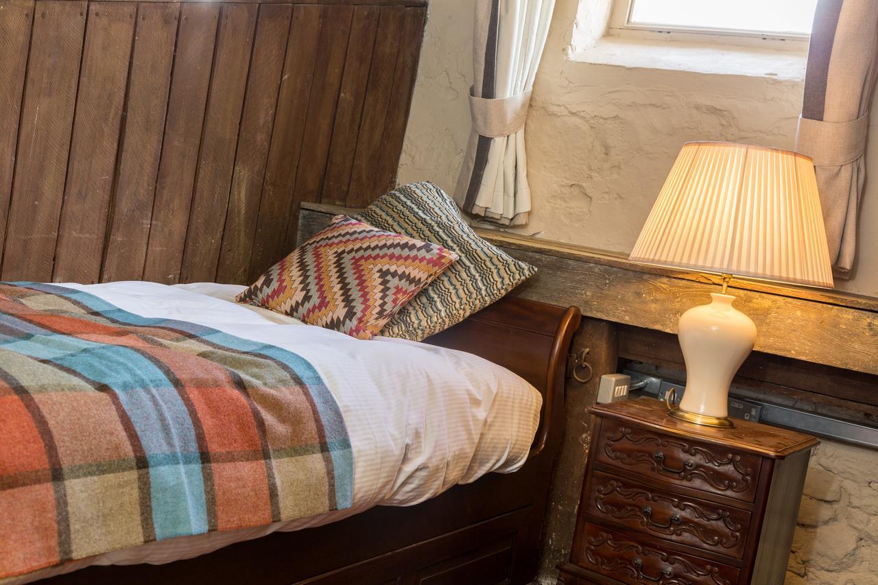 The Bull Hotel Olney Екстериор снимка