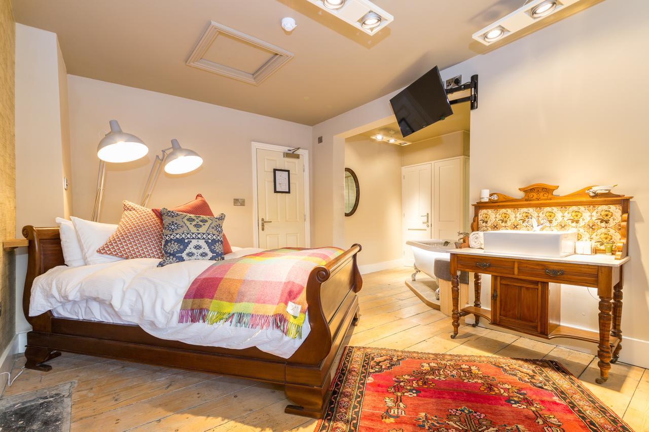 The Bull Hotel Olney Екстериор снимка